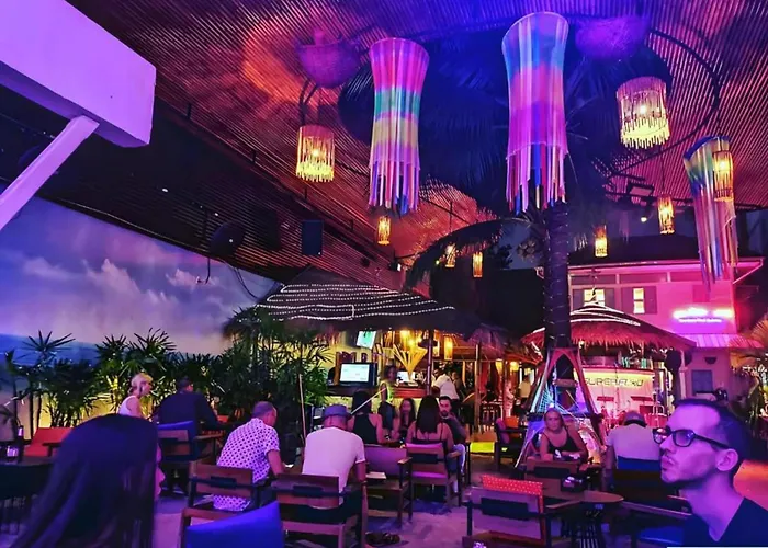 Lägenhet Xxbob House Khaosan - บ็อบเฮ้าท์ พระนคร Bangkok
